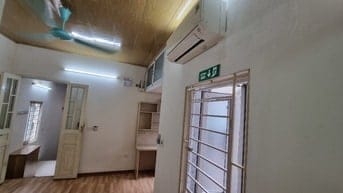 Nhà riêng hộ gia đình ngõ 79 Cầu Giấy, full đồ, 1N1K1B 45m2
