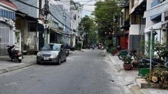Kẹt tiền nuôi con vào đại học chú tư bán lô đất DT 168m2 chỉ 550tr 