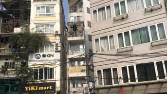 Cho thuê nhà số 12 Hồ Ba Mẫu, Đống Đa, tiện kinh doanh online, studio