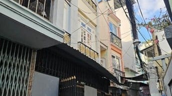 BÁN NHÀ KHÁNH HỘI- KHU NHÀ HIẾM BÁN 