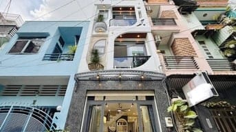 Đi nước ngoài định cư bán gấp nhà ở đường Phùng Văn Cung, phường 7, qu