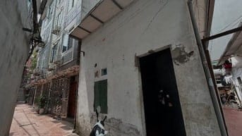 Gia đình thừa kế chia tài sản cắt 50m2 bán mặt tiền 5m sâu hơn 10m 