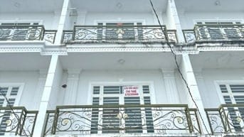 BÁN NHÀ 1 TRỆT - 2 LẦU TẠI XÃ LONG TRẠCH - HUYỆN CẦN ĐƯỚ