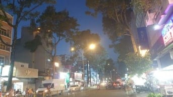 Cho thuê nhà mặt tiền đường Lê Hồng Phong, Phường 2, Quận 10