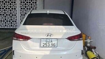 Hyundai Accent 2021 1.4 MT Tiêu chuẩn - 18000 km