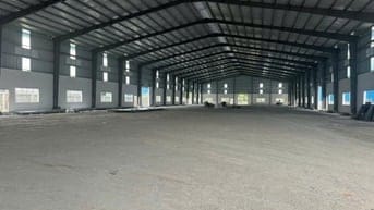 Bán gấp xưởng 4000m2 , lô góc 2 mặt tiền trong KCN Thủ Thừa , Long An