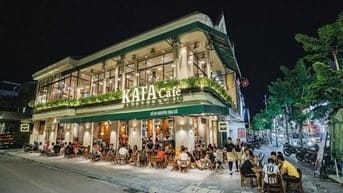 Nhượng lại quán cafe doanh thu đỉnh cao — đẹp nhất quận Thanh Xuân