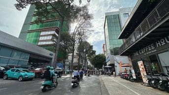 Nhà hẻm 10m Cao Thắng ngay chợ ngang 6.5m 7lầu 163m2 16P TN100tr 55 tỷ