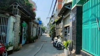 Cho thuê nhà nguyên căn 2 mặt tiền hẻm xe hơi