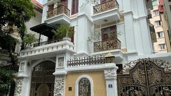 Chính chủ cho Thuê BT 3,5 tầng Nguyễn Thị Định. Trung Hoà Nhân Chính