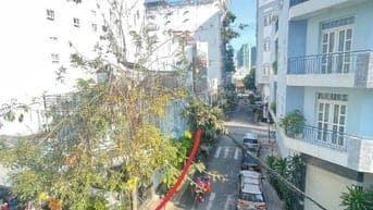 Hàng hiếm,nhà góc 2 mặt tiền gần đường Lý Phục Man giá 8 tỷ 500 triệu 