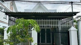 Chấn Động Địa Cầu Căn Nhà Tân Thới Nhì, Hóc Môn - Giá 830 Triệu. SHR