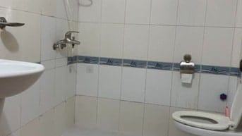 Bán nhanh nhà cấp 4 ngõ Nguyễn Công Trứ, giá 3.5 tỷ, 20m2, lô góc