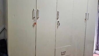 Chuyển nhà nên cần thanh lý cái tủ nhựa vẫn đang dùng tốt