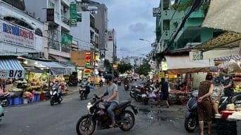 Bán nhà mặt tiền Lâm Văn Bền, Quận7