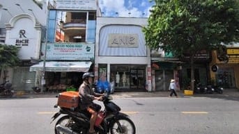 MT Trương Vĩnh Ký 7*23m 2 lầu suốt đẹp giá 40tr/tháng