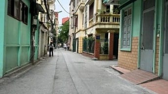 Bán gấp ngay nhà phố Cầu Giấy, phân lô ô tô đỗ, MT 4, giá nhỉnh 14 tỷ