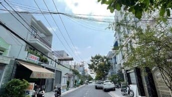 Bán toà nhà đang có thu nhập 40 triệu/1 tháng, mt đường 53, tân quy q7