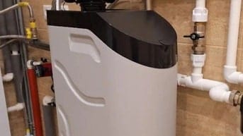 Nhà dùng nước máy bao năm, nhưng đến lúc sửa lại mới thấy có vấn đề