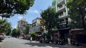 RẺ NHẤT! Bán MT Đ. Calmette, Q. 1 – 4.1x18.5m – gần ga Metro Bến Thành
