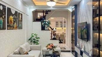 HƠN 5 TỶ 5 TẦNG YÊN LỘ, HÀ ĐÔNG, GẦN: Ô TÔ, KHU VUI CHƠI, SIÊU THỊ
