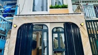Kẹt vốn bán gấp nhà Hoa Sứ, p.2, Phú Nhuận. Giá 3,69 tỷ/57m2, hẻm 5m