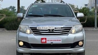 Toyota Fortuner 2012 2.7V 4x2 - 160000 km