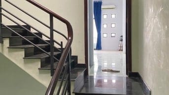 Cho thuê nhà MT đường số 43, P. Tân Quy, Q.7, trệt 2 lầu, 4x23m