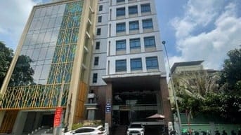 Bán tòa nhà mặt tiền số 40 đường Hoàng Việt, Phường 4, Quận Tân Bình