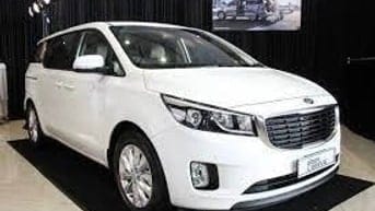Cho thuê xe Kia Sedona 8 chỗ đời 2017, tự lái, theo ngày