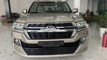 Toyota Land Cruiser 2016 VX 4.6 V8