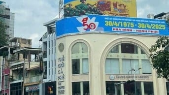 Bán căn nhà siêu vị trí kế góc mặt tiền Trần Hưng Đạo Nguyễn Văn Cừ Q1