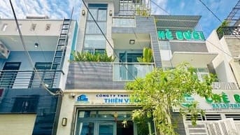Bán nhà xây kiên cố để ở, Giếng trời thoáng mát.. đẹp