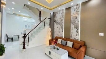 Chủ kẹt tiền không ở cần bán gấp nhà Mễ Cốc_Q8 56m2/ 980tr Sổ Riêng 