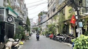 Bán Nhà Hẻm Xe Tải Đ.Thành Thái, P.14, Quận 10 - DT: 4x20m (Nở Hậu)