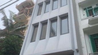 Cho thuê tòa nhà mặt phố Lê Quý Đôn, 90m2 x 8 tầng thông sàn, 60tr