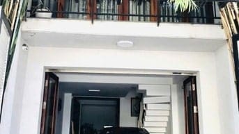 Nhà Bùi Tư Toàn,5x17,đang cho thuê 12tr, ra gấp 1ty650