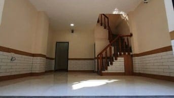 CHDV 3 TẦNG 5PN THU NHẬP 20TR/THÁNG, NGAY CHỢ 339