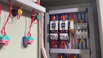 Lắp tủ điện công nghiệp uy tín tận tâm tại Hà Nội