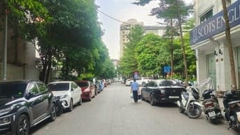 Bán nhà ngõ phố Thái Hà: DT 50m2, MT 4.5m, 5.5 Tầng,  ÔTô, Gía 20.5 Tỷ