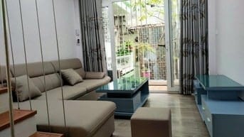 Tôi cần bán nhà phố Bạch Mai, Q HBT, HN, DT 23 m x 5T, MT 3,2 m, 5,2ty