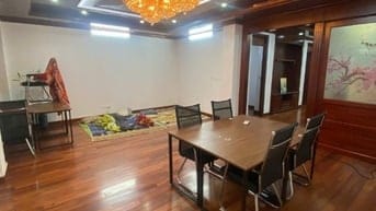 Cần cho thuê gấp sàn văn phòng 150m2 ngay Ngã Tư Sở, Đống Đa