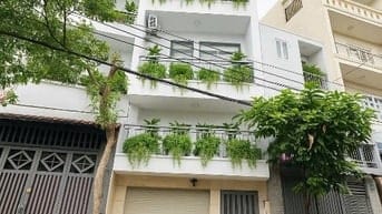 Bán gấp nhà 244 Nguyễn Trường Tộ, Tân Thành, Tân Phú, 4 lầu 5PN