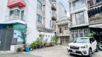 Bán nhà 4 tầng đường Tân Hoá, gần cầu vượt Cây Gõ, chỉ hơn 7 tỷ.