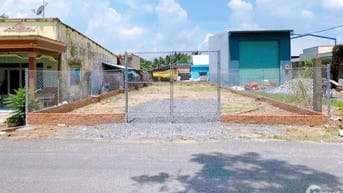 Chủ gửi thanh lý 2 lô đất gần Bình Chánh, đường Nguyễn Hữu Trí 