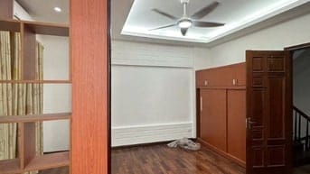 BÁN TÒA CCMN NGÕ 28 XUÂN LA – 85M2 x 7 TẦNG – THANG MÁY – GIÁ 24 TỶ