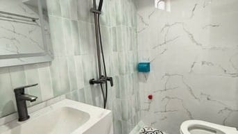 Nhà đẹp ngõ Lê Duẩn, giá 24.2 tỷ, 82m2x7T, thang máy, ẢNH THẬT 