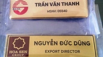 Bảng tên đeo áo in khắc logo - gia công số lượng lớn, giá tốt 