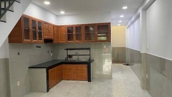 Nhà HXH cách đường bờ kè chỉ 20m, P.15, Gò Vấp. Giá 9,8 Tỉ TL.