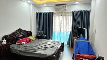 Bán nhà Tứ Hiệp 40m2 x 6 tầng, mặt tiền 4m, 10m ra ô tô tránh